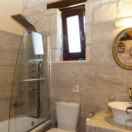 Villa Kavos Psarou *